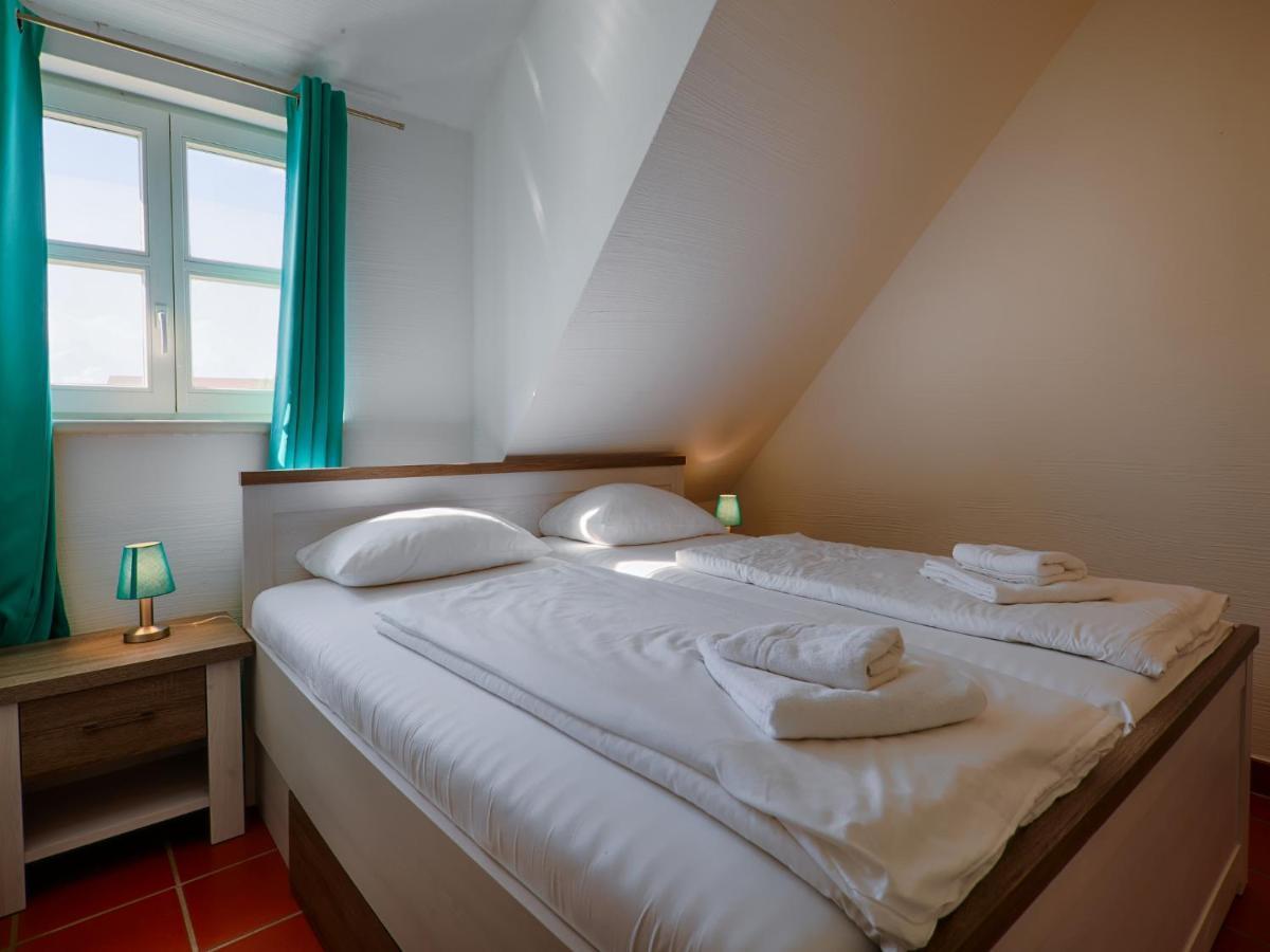 Feriendorf Rugana - Komfort Appartement Mit 2 Schlafzimmern D58 Dranske Exterior photo